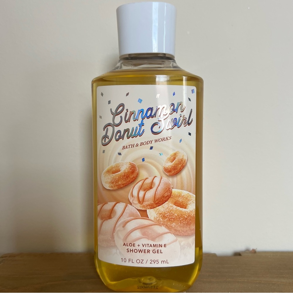 BBW Cinnamon Donut Swirl Shower Gel